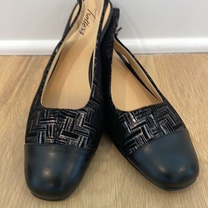 trotter 7 Low heels -black, classy